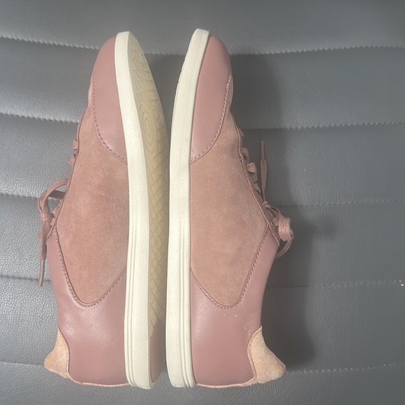 Cole Haan Crosscourt Sneaker Women 8.5 EUC Pink Rose - Picture 2 of 7